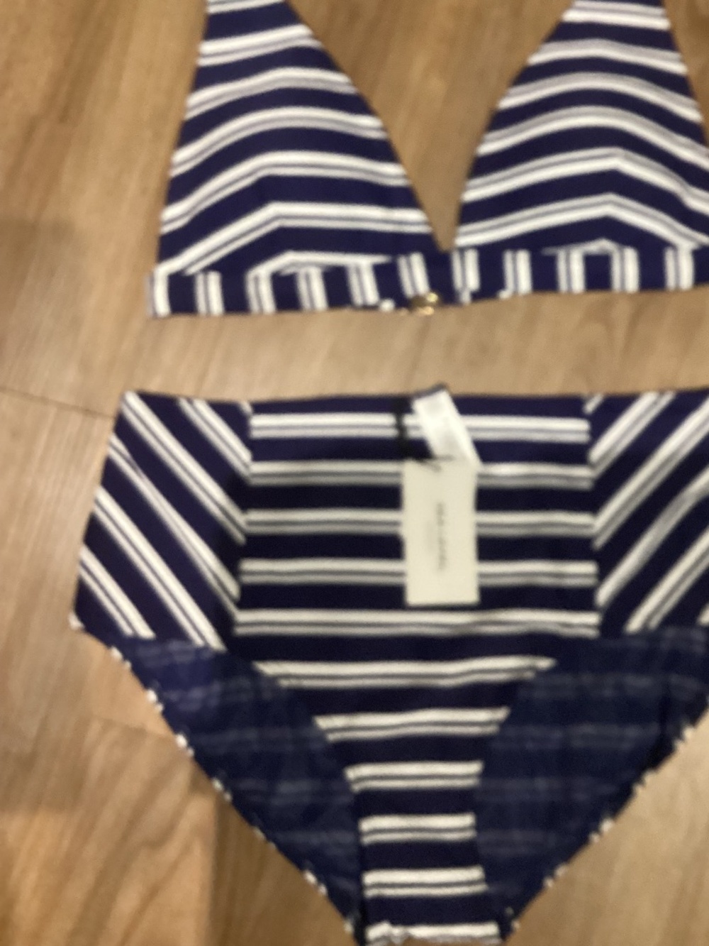 Sea Level Australia 2 Piece Size 10